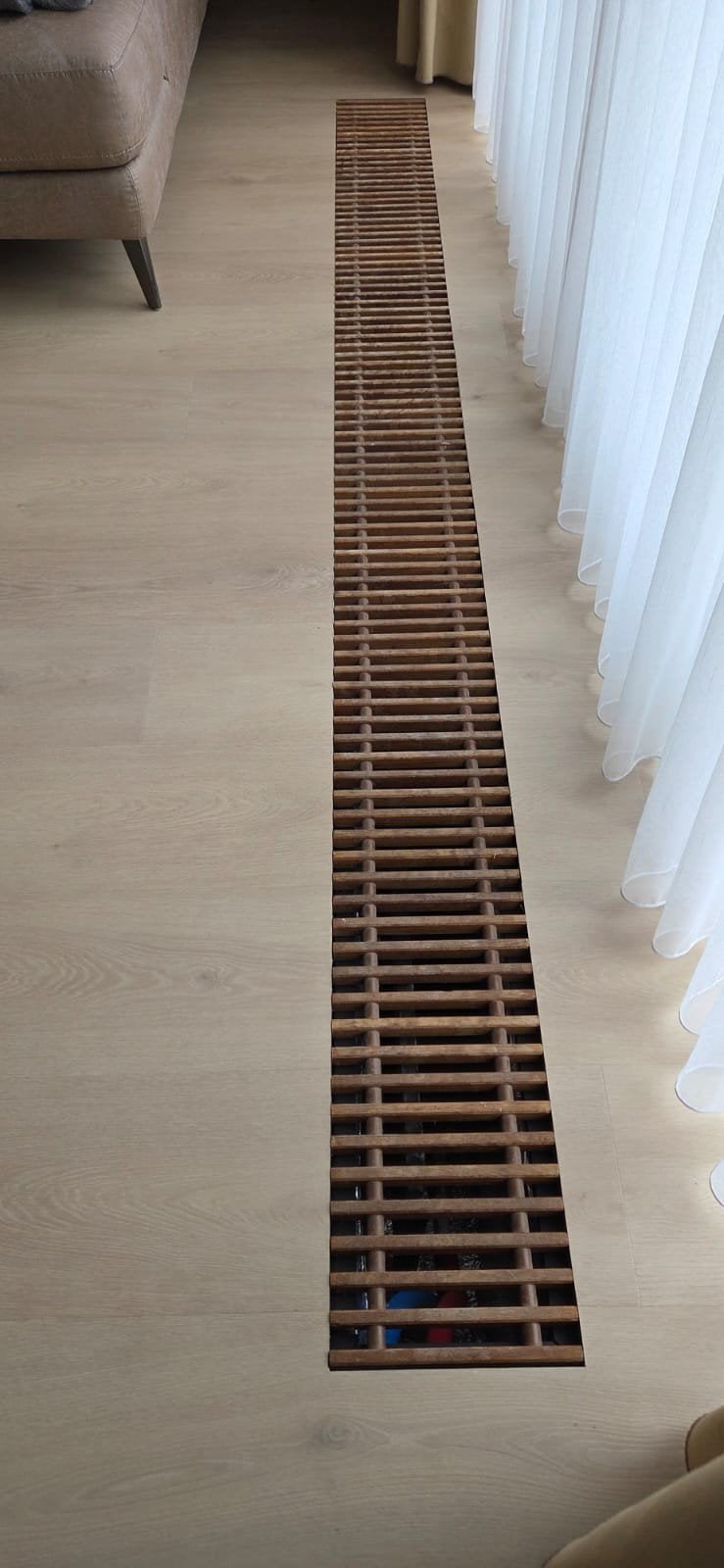 Houten rolluikrooster voor convectorput, Huis en Inrichting, Woonaccessoires | Overige, Gebruikt, Hout, Bruin, Ophalen