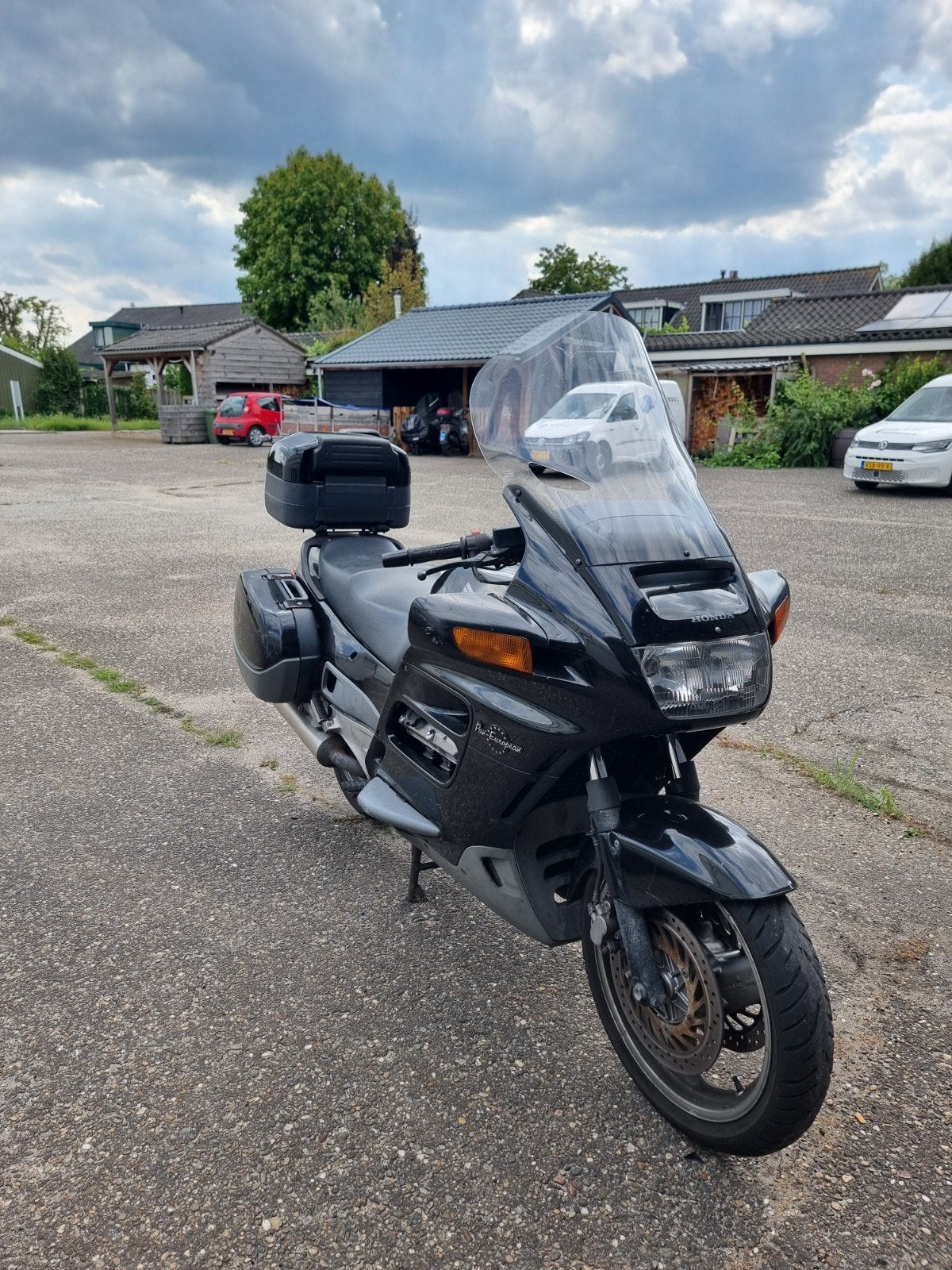 Honda ST1100 Pan European 1100 1997, Cardan-aandrijving, 4 cilinders, Motorrijbewijs A, Gebruikt