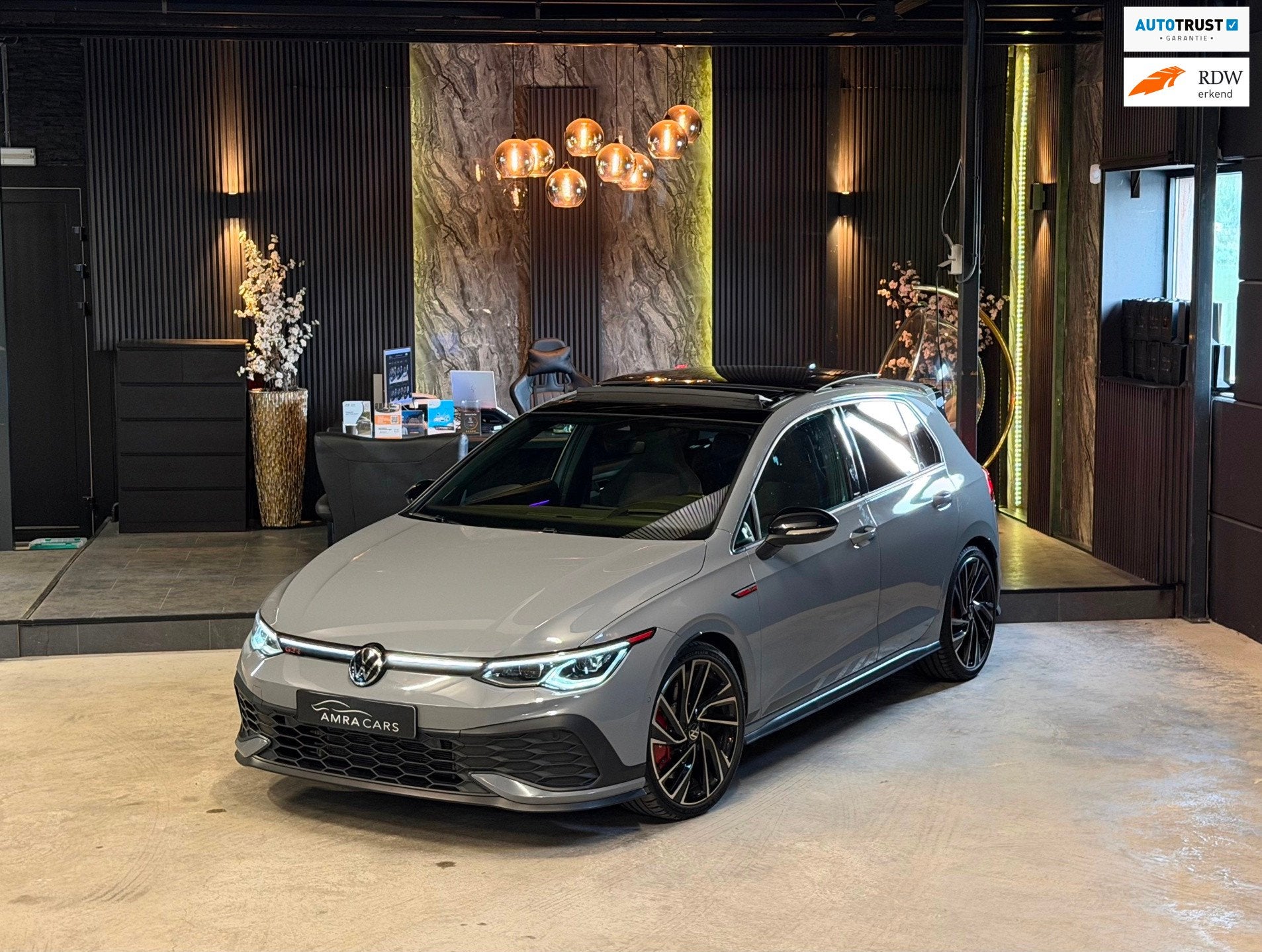 Volkswagen Golf 2.0 TSI CLUBSPORT|PANO|H&K|HUD|BOMVOL!, Auto's, Gebruikt, Euro 6, 4 cilinders, 1984 cc