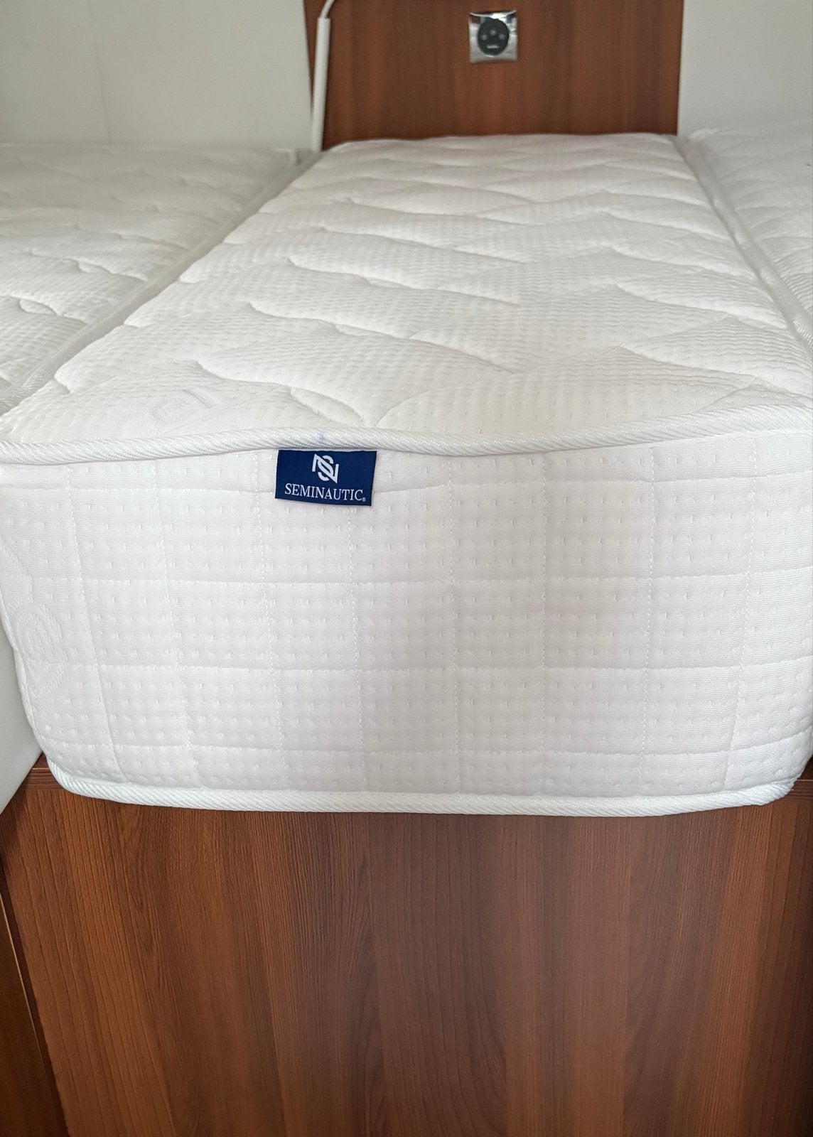 Seminautic tussenmatras, zo goed als nieuw, Ophalen, Nieuw, 190 cm of minder, Matras