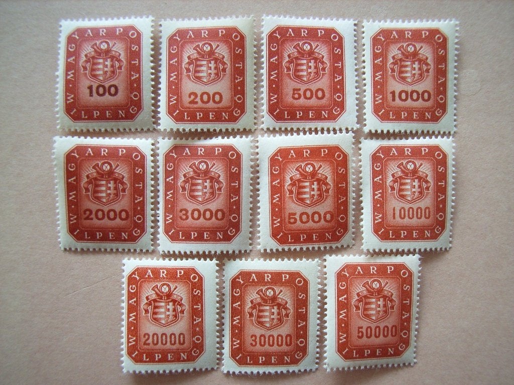 1    Hongarije 905-915 Pf, Ophalen of Verzenden, Postfris