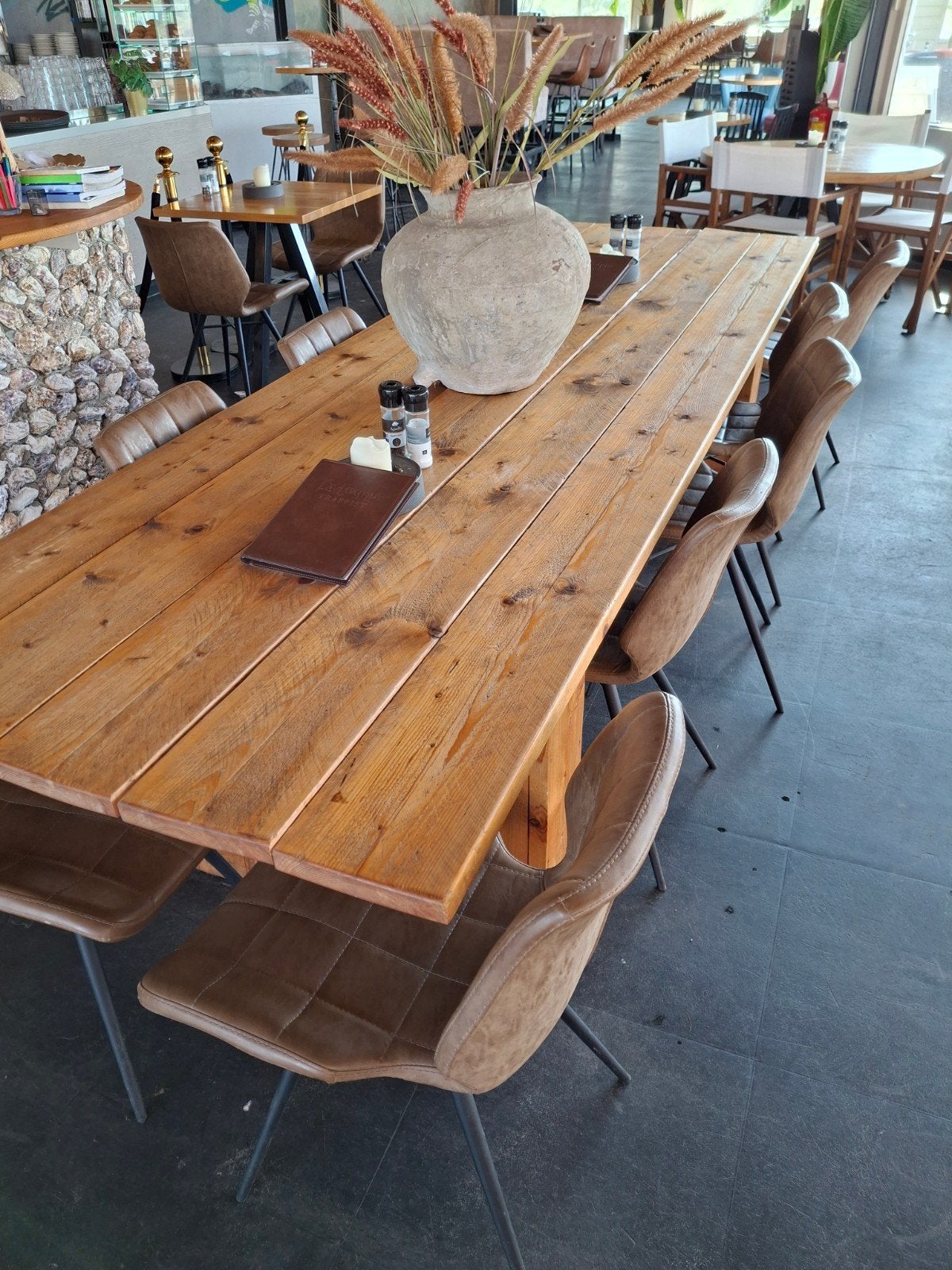Robuuste houten eettafel, Huis en Inrichting, 200 cm of meer, Zo goed als nieuw, Vijf personen of meer, Rechthoekig