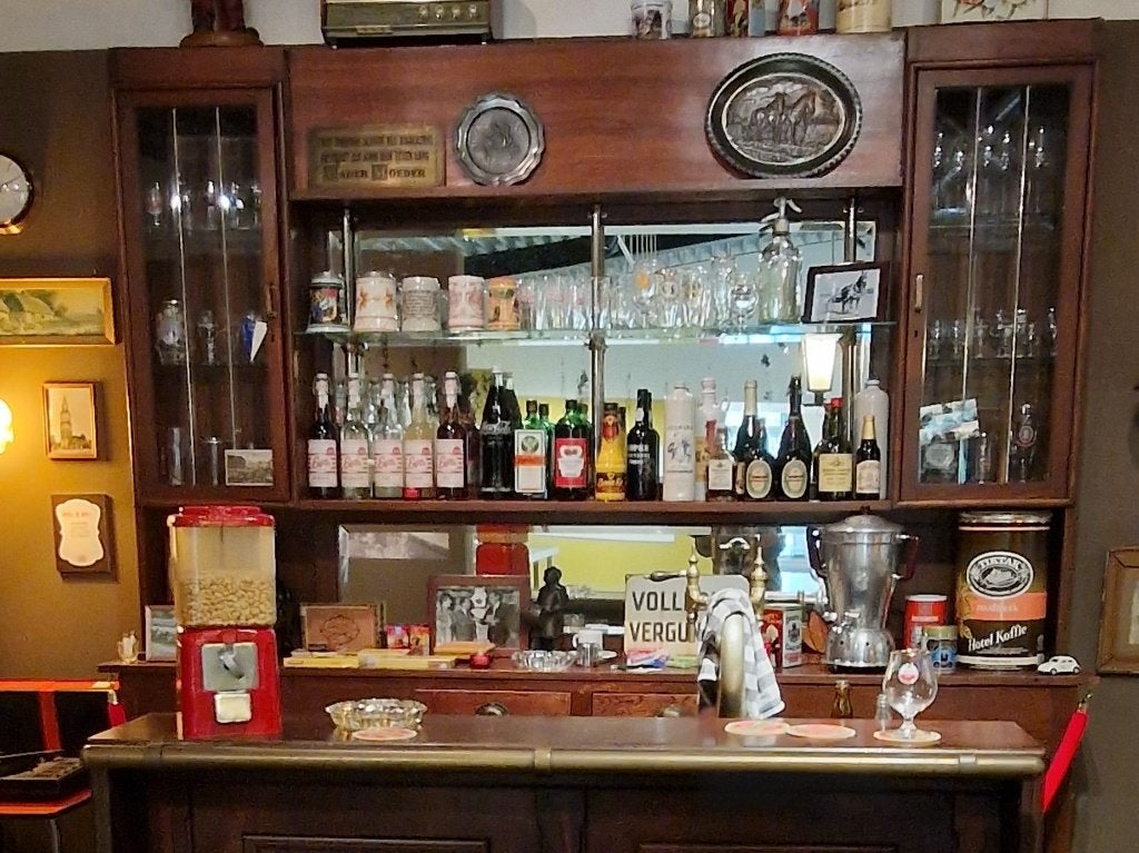 Prachtige grote oude buffetkast spiegels glas dranken kast, Ophalen