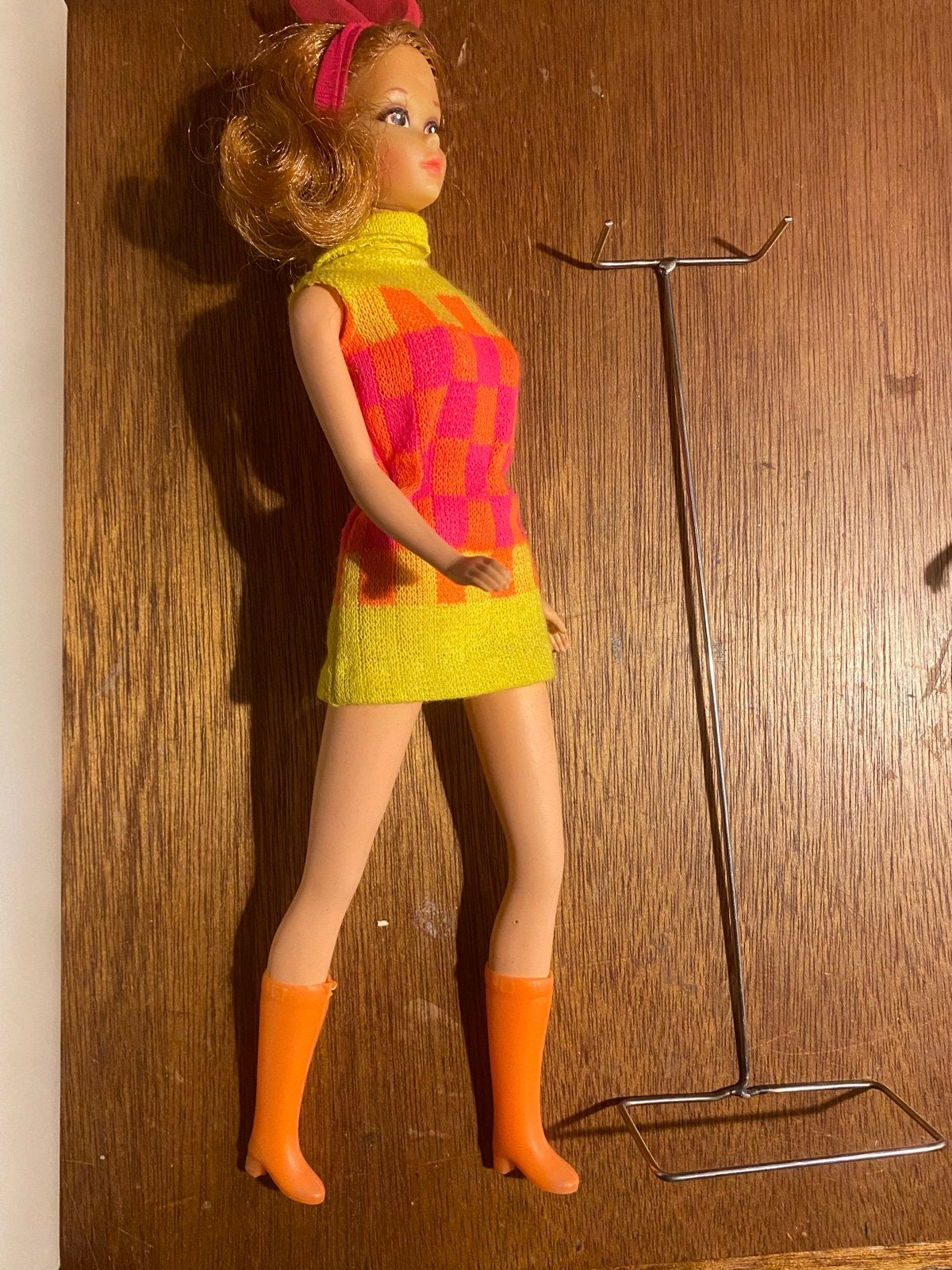 Vintage Walking Jamie Steffie pop met standaard, Ophalen of Verzenden, Gebruikt, Fashion Doll