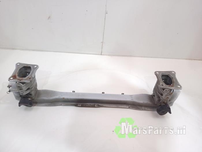 Bumperframe voor van een Ford Focus