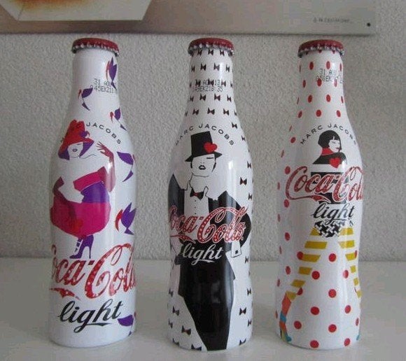 Limited Edition Coca Cola van Marc Jacobs 2013, Verzamelen, Merken en Reclamevoorwerpen, Ophalen of Verzenden, Nieuw, Gebruiksvoorwerp