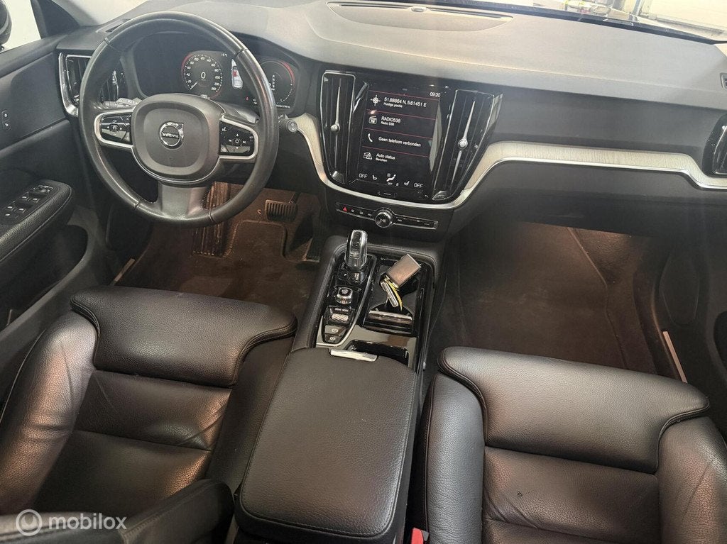 Volvo V60 2.0 T8 AWD Inscription PANO / ADAPTIVE CRUISE / NL, Auto's, Automaat, Gebruikt, Euro 6, 4 cilinders