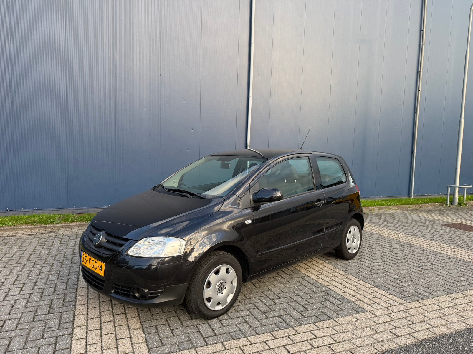 Volkswagen Fox 1.2 40KW 2009 Zwart, Auto's, Voorwielaandrijving, 969 kg, 4 stoelen, 1198 cc