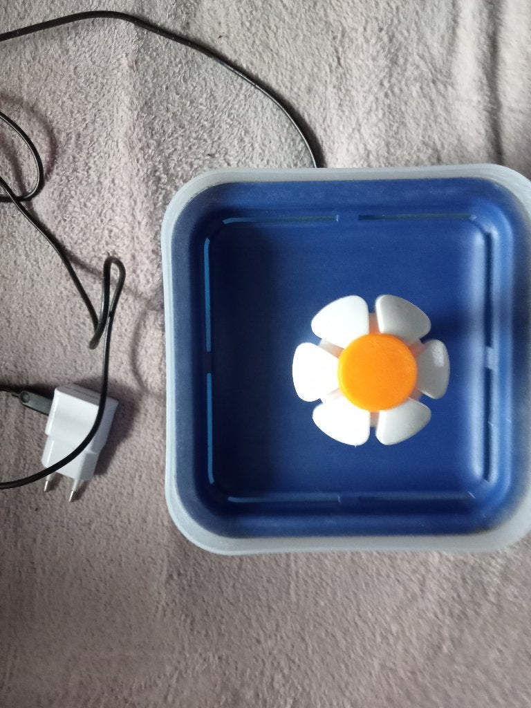 NIEUW KATTEN DRINKBAK FONTEIN BLOEM CAT IT, Ophalen, Nieuw