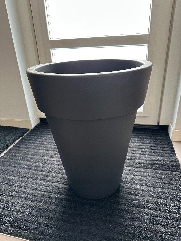 Grote grijze bloem/planten pot van elho, Ophalen, Kunststof, Gebruikt, Minder dan 60 cm