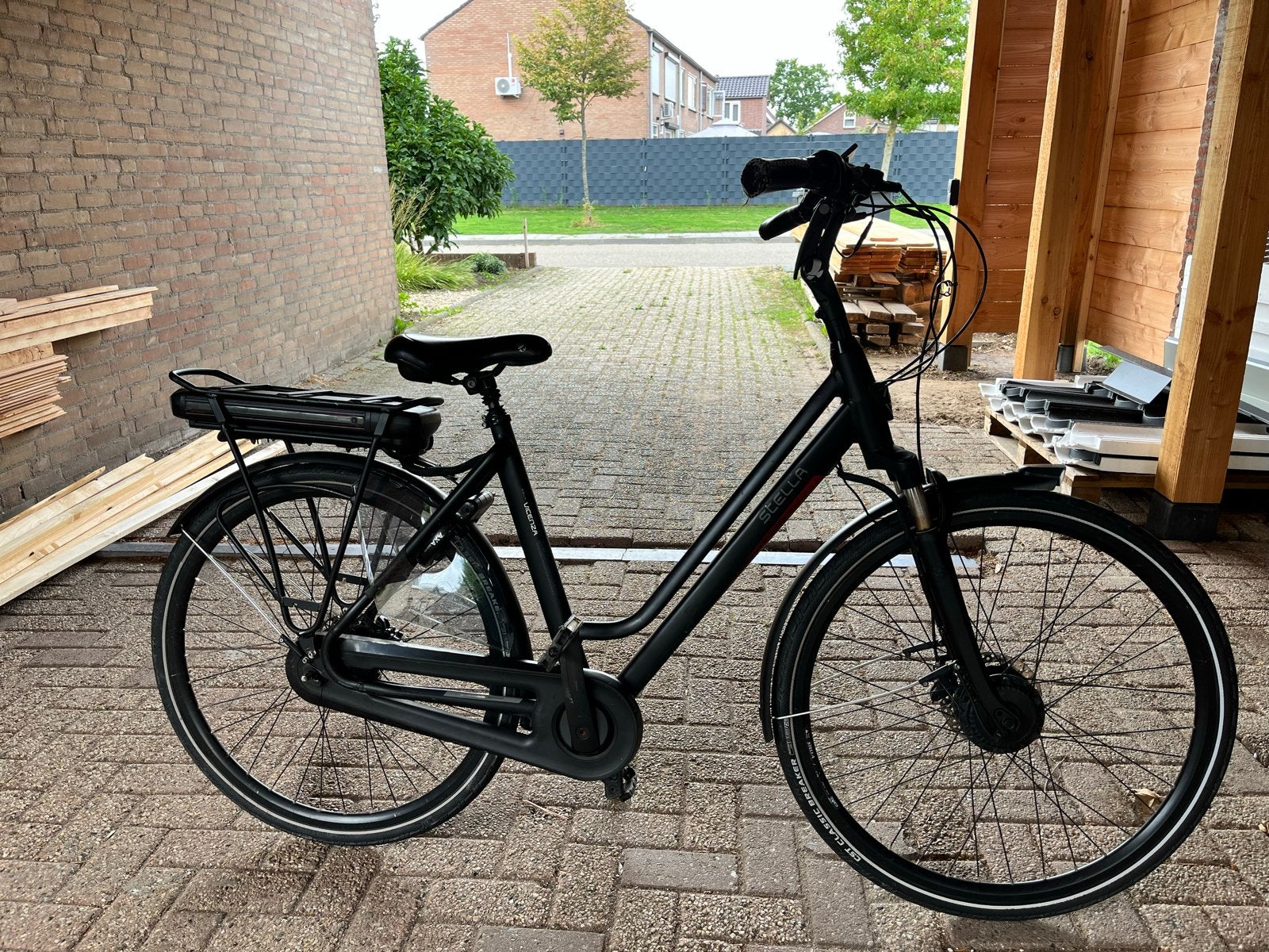 Stella elektrische fiets met 140 km bereik, Ophalen, Gebruikt, 50 km per accu of meer, Overige merken