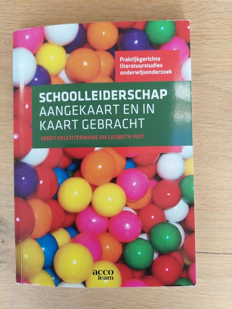 Schoolleiderschap aangekaart en in kaart gebracht, Sociale wetenschap, Ophalen of Verzenden, Zo goed als nieuw, Liesbeth Piot; Geert Kelchtermans