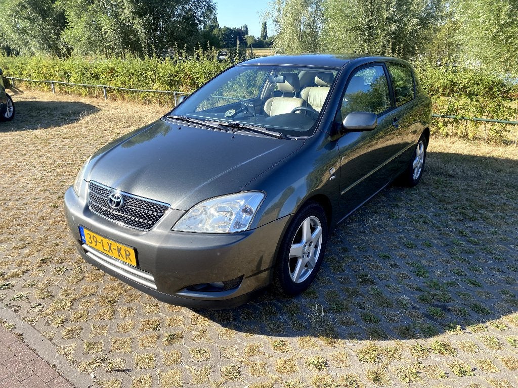 Toyota Corolla 1.6 Vvt-i 3DR Linea SOL 2003 Grijs, Voorwielaandrijving, 450 kg, Beige, 4 cilinders