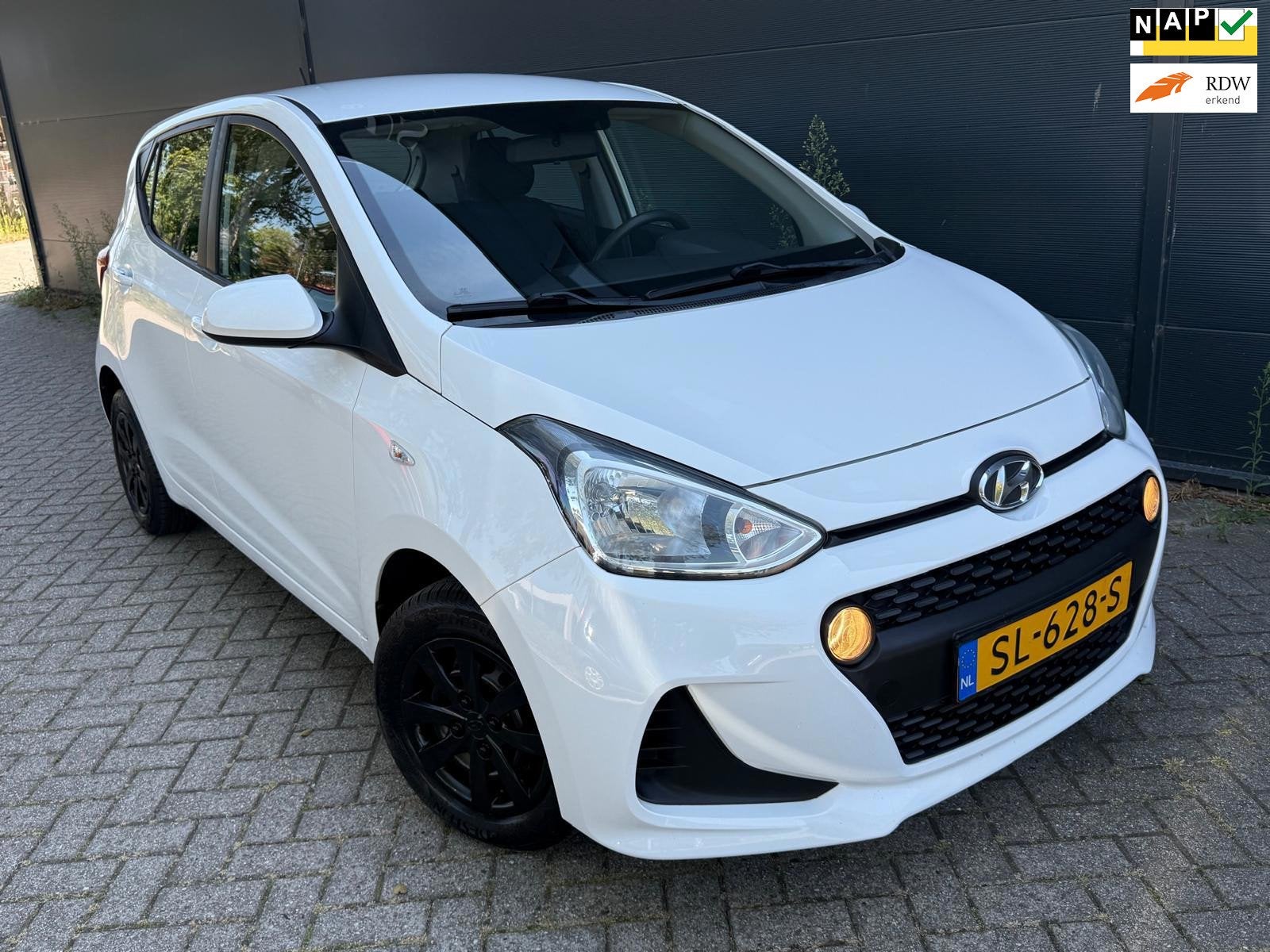 Hyundai I10 1.0i Comfort/Navi/bleutooth/Airco/Cruise, Auto's, Voorwielaandrijving, Dealer onderhouden, Gebruikt, 4 stoelen