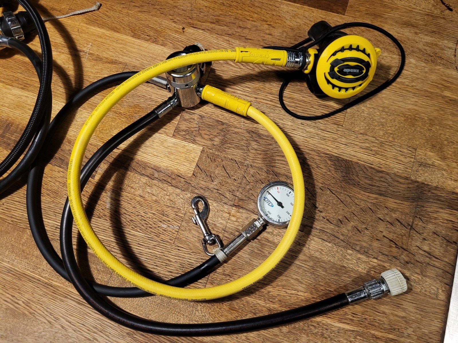 Duikregelaar set: Apeks 2 keer XTX40 en 2 keer Apeks Ds4, Ophalen, Gebruikt, Overige typen