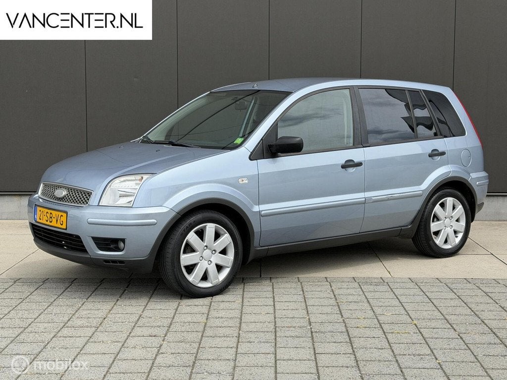 Ford Fusion 1.4-16V Style NIEUWE APK Verwarmde voorruit, Auto's, Ford, Voorwielaandrijving, Zwart, Origineel Nederlands, Bedrijf