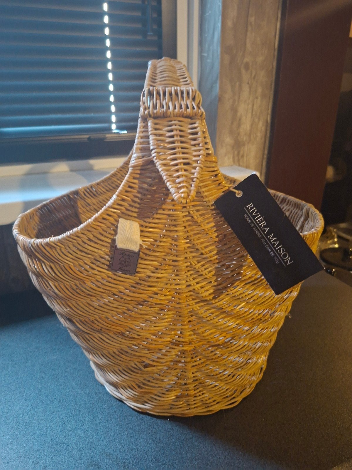 Riviera Maison Rattan Mand met Hengsel, Ophalen, Mand, Zo goed als nieuw, Gevlochten