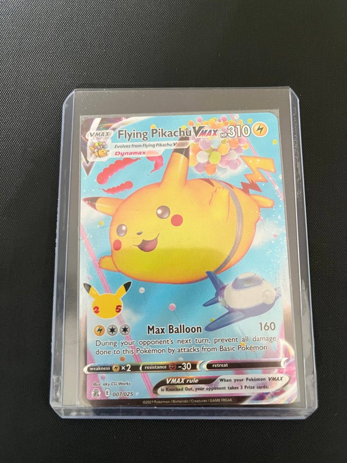 Flying Pikachu VMAX Pokémon Kaart Celebrations 007/025, Ophalen, Zo goed als nieuw, Losse kaart