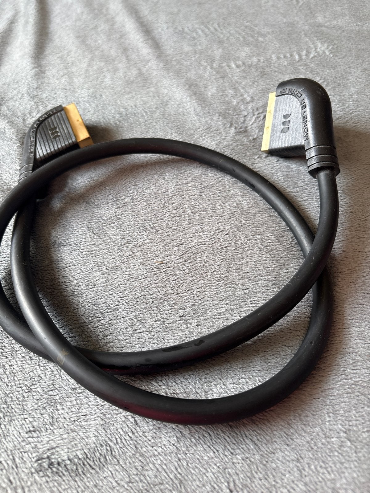Monster Cable SV1SCART Scartkabel 1M - Hoge Kwaliteit, Audio, Tv en Foto, Ophalen of Verzenden, Gebruikt, Minder dan 2 meter, Scartkabel