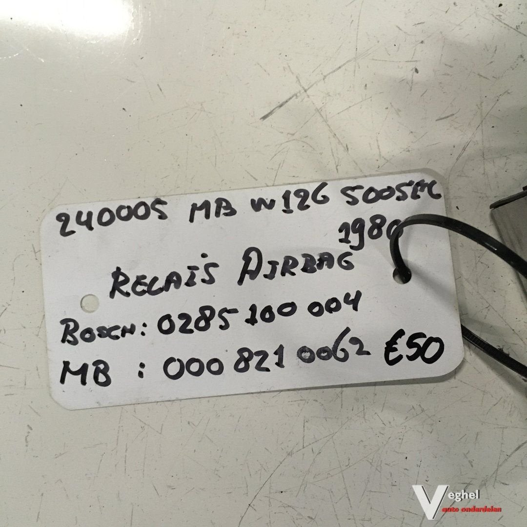 Mercedes W126 1980 500 SEL Airbag module 000 821 00 62, Gebruikt, -, -, Ophalen of Verzenden
