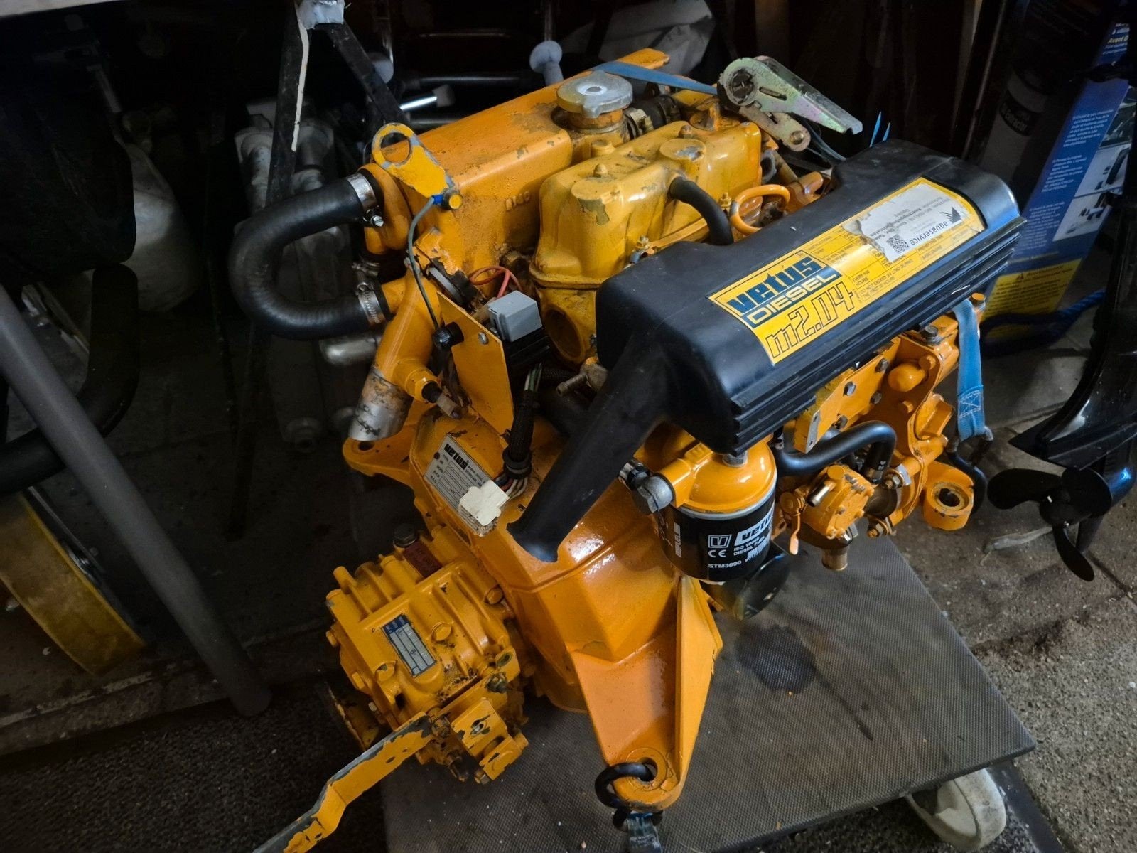 vetus M2.04 met keerkoppeling, Watersport en Boten, Buiten- en Binnenboordmotoren, Ophalen, 10 tot 30 pk, Gebruikt, Binnenboordmotor