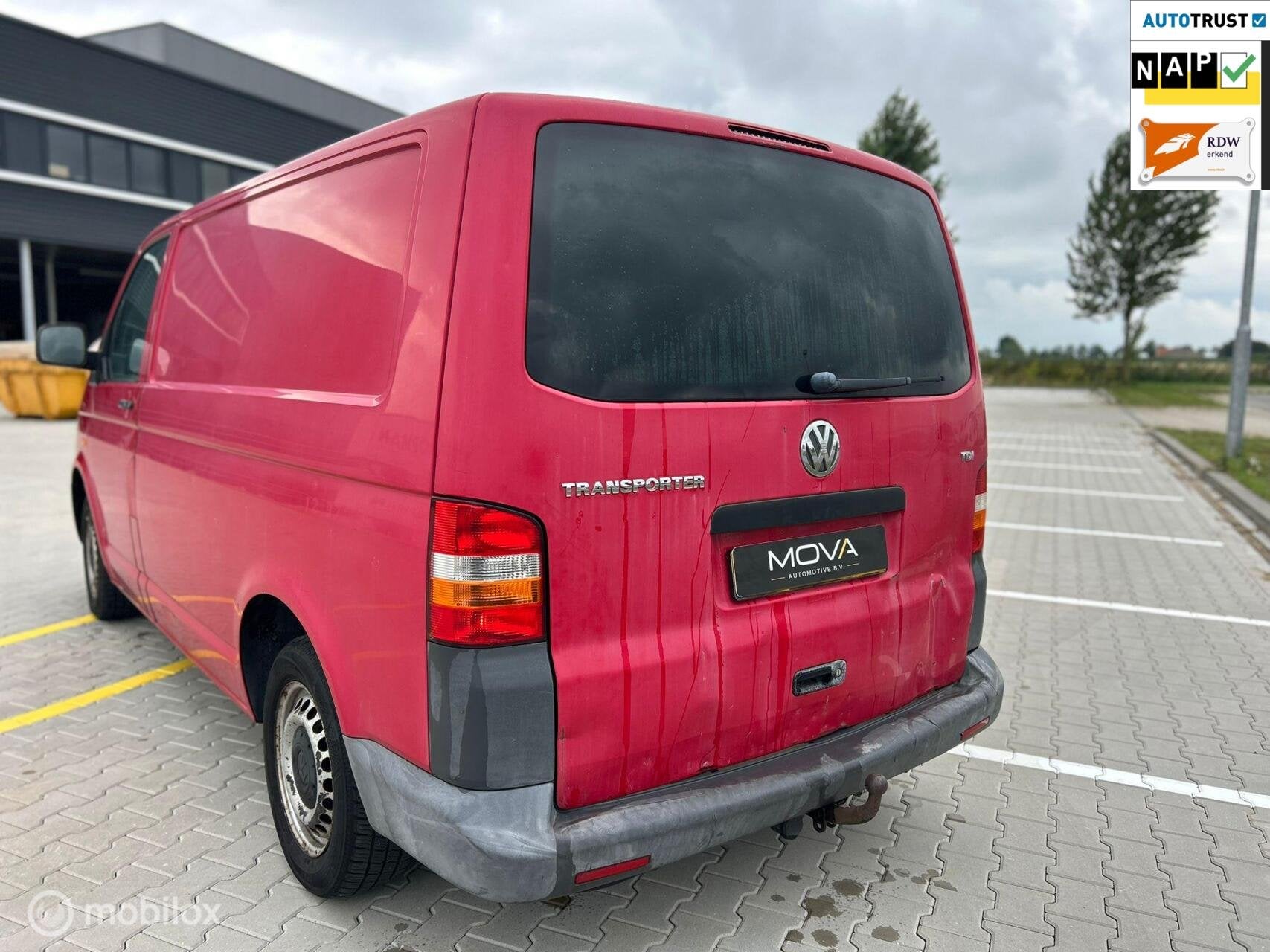 Volkswagen Transporter 2.5 TDI |CARPLAY|CRUISE CONTR.|TREKH., Auto's, Voorwielaandrijving, Gebruikt, Volkswagen, 2500 kg