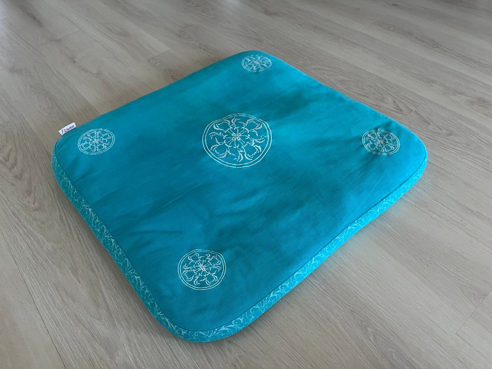 Flowee zitkussen of 'zabuton' voor meditatie en ontspanning, Huis en Inrichting, Overige Huis en Inrichting, Ophalen, Gebruikt