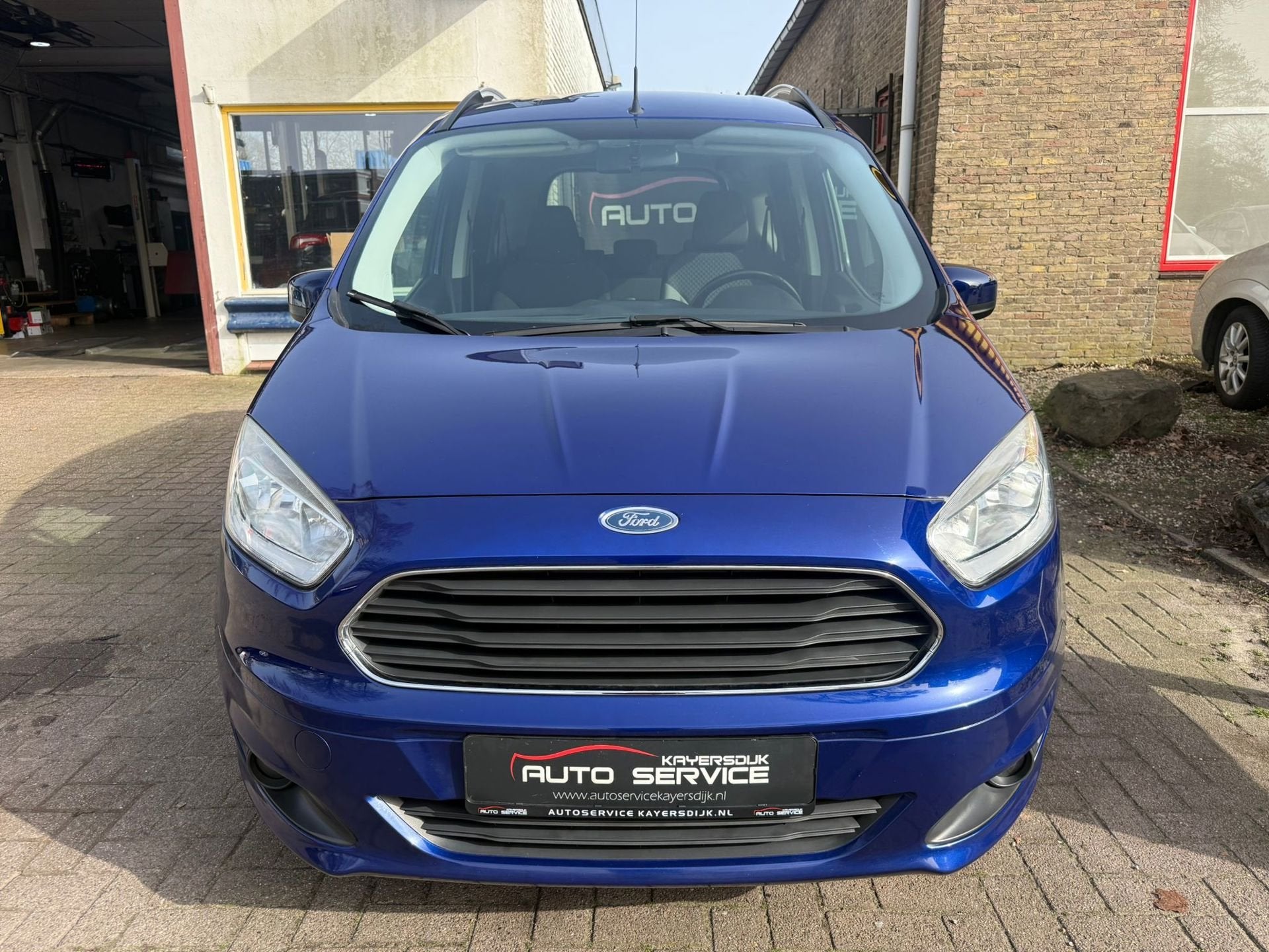 Ford Tourneo Courier 1.0 LMV|STOELVERWARMING | BLUETOOTH, Auto's, Voorwielaandrijving, Gebruikt, Blauw, Origineel Nederlands
