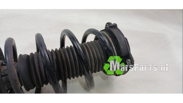 Schokdemperpoot links-voor van een Volkswagen Caddy, Gebruikt, -, Volkswagen, -