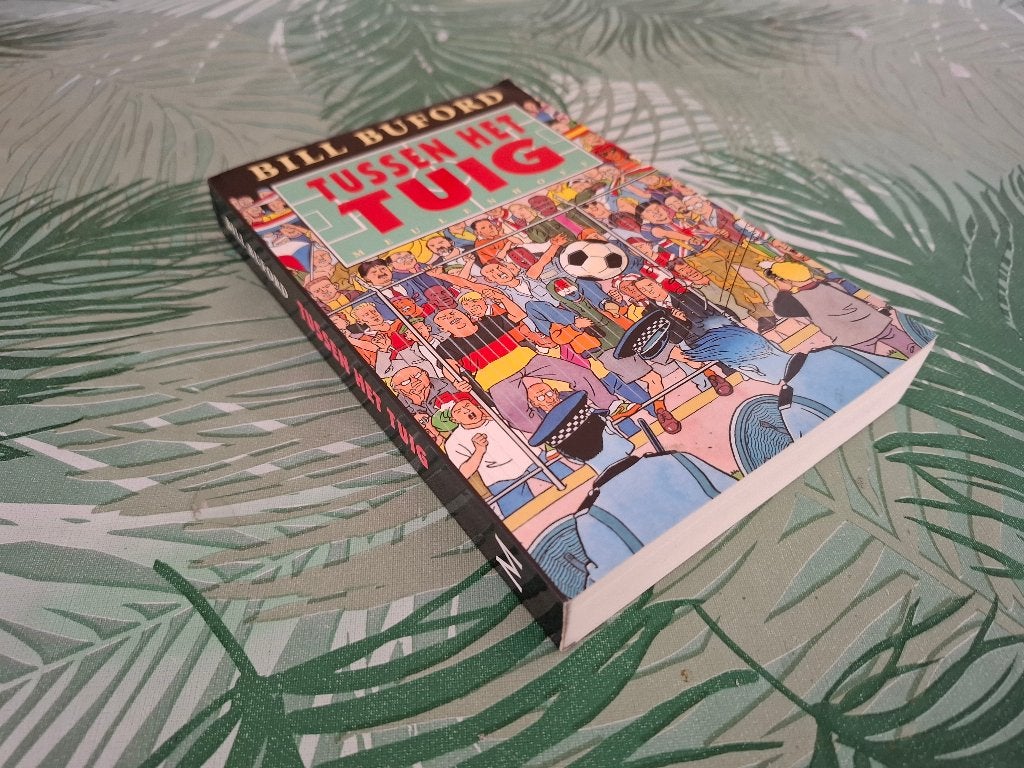 TUSSEN HET TUIG - Bill Buford  (Schaars), Ophalen of Verzenden, Zo goed als nieuw, Balsport