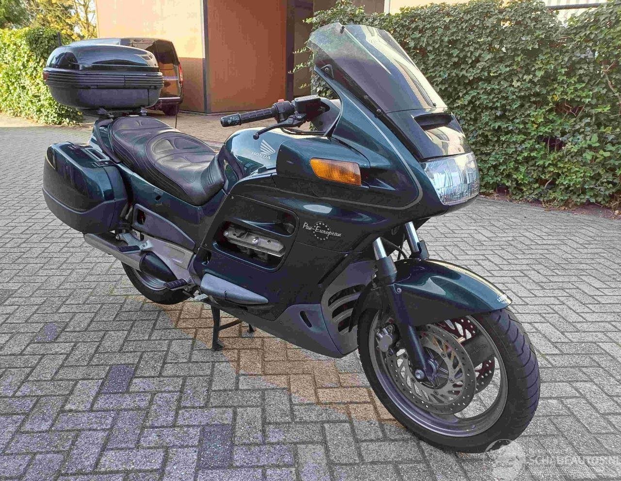 Honda Pan European ST 1100 (bj 1998), Motoren, Hanauer Landstraße  222-224 ,60314, Frankfurt am Main, Deutschland, Honda, Meer dan 35 kW