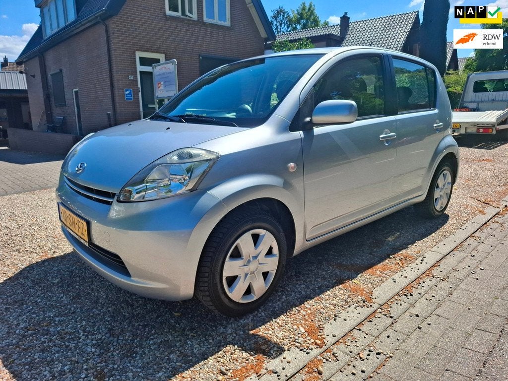 Daihatsu Sirion 2 1.3-16V Comfort automaat airco nwe APK, Auto's, Daihatsu, Gebruikt, 31 €/maand, Bedrijf, 930 kg