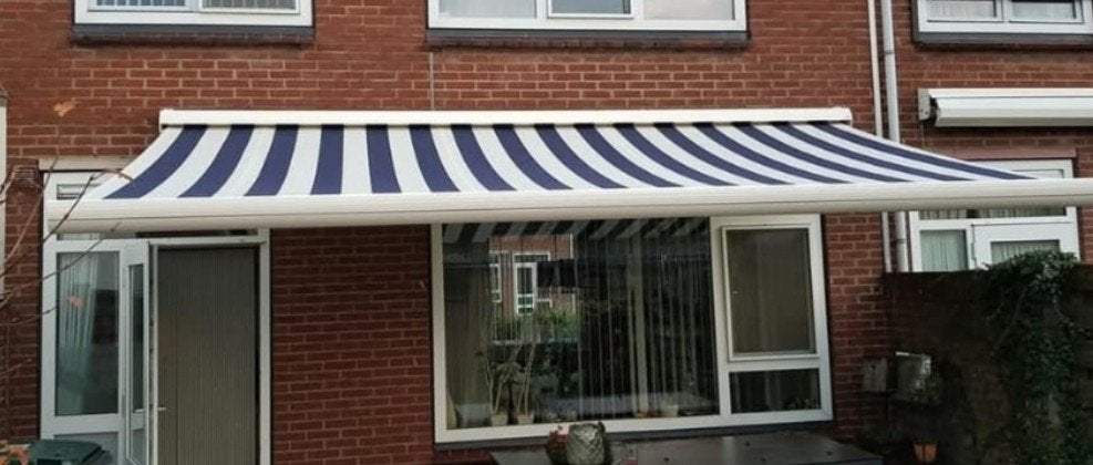 Zonnescherm (+afstandbediening), Tuin en Terras, Zonneschermen, 300 cm of meer, Ophalen, Gebruikt, Knikarmscherm