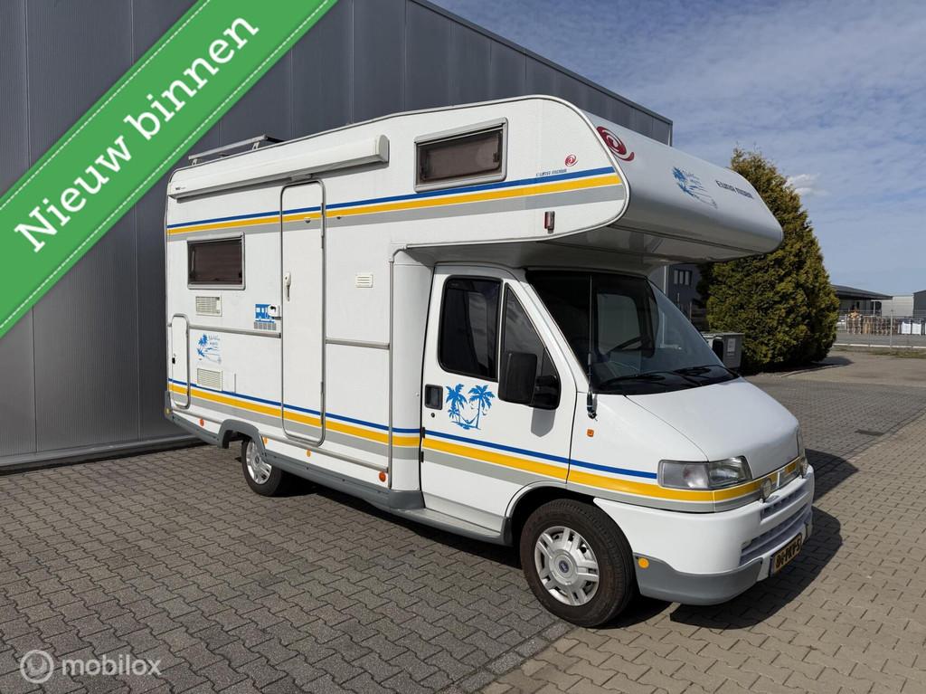 Eura mobil 560 MSS klassiek | alkoof | zeer ruim en compleet, Afzuigkap, Bedrijf, Eura Mobil, Kluisje