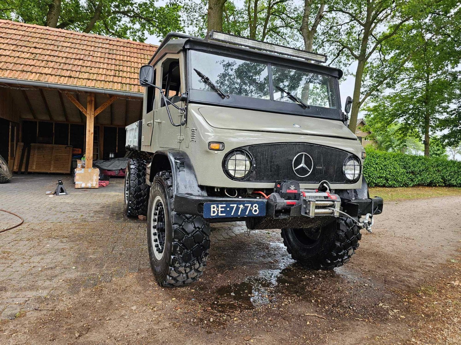 Mercedes- Benz Unimog 404 Doka 4x4, foto 4