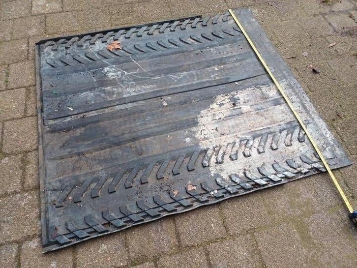 Rubberen mat voor pickup chevrolet ford afmeting 127x147cm, Ophalen of Verzenden, Nieuw