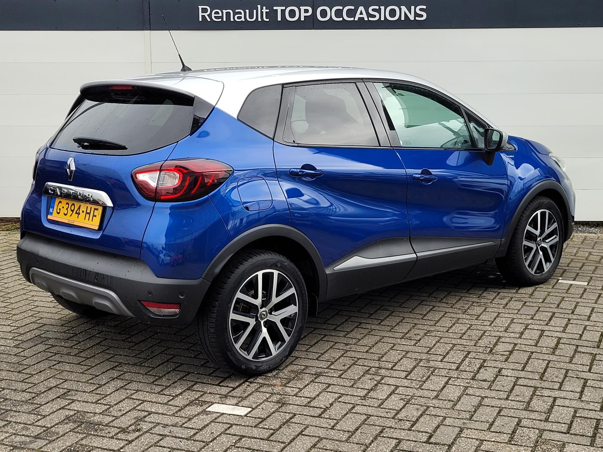 Renault Captur 1.3 TCe Version S | Automaat | Bose Audio | H, Gebruikt, 4 cilinders, Alcantara, 57 €/maand