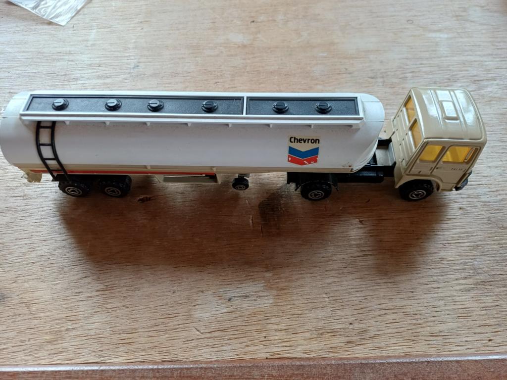 Majorette Renault Saviem Chevron ️, Verzenden