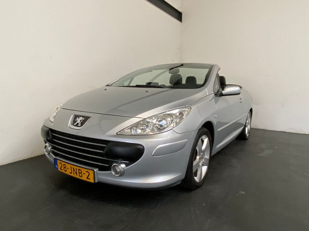 Peugeot 307 CC 2.0-16V Palm Beach. APK 12.2026! (bj 2009), Voorwielaandrijving, Gebruikt, 4 cilinders, Cabriolet