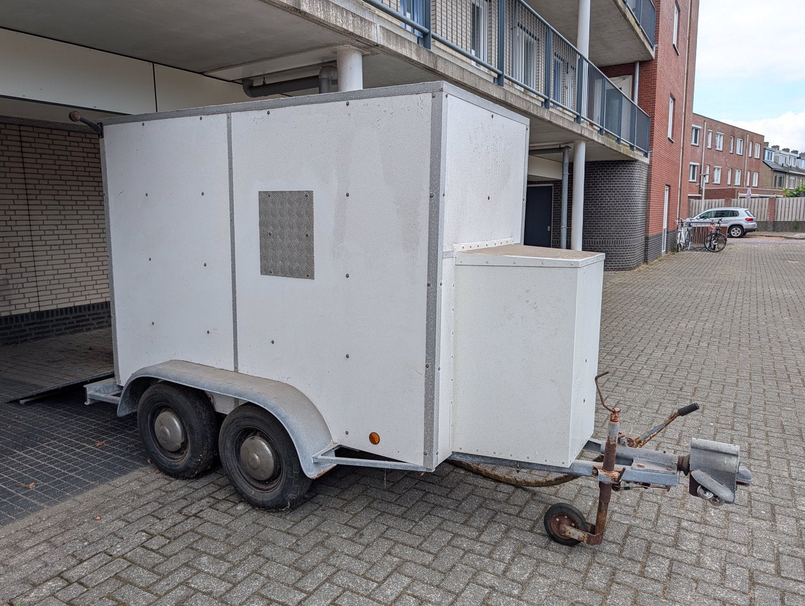 Motortrailer, Ophalen, Gebruikt