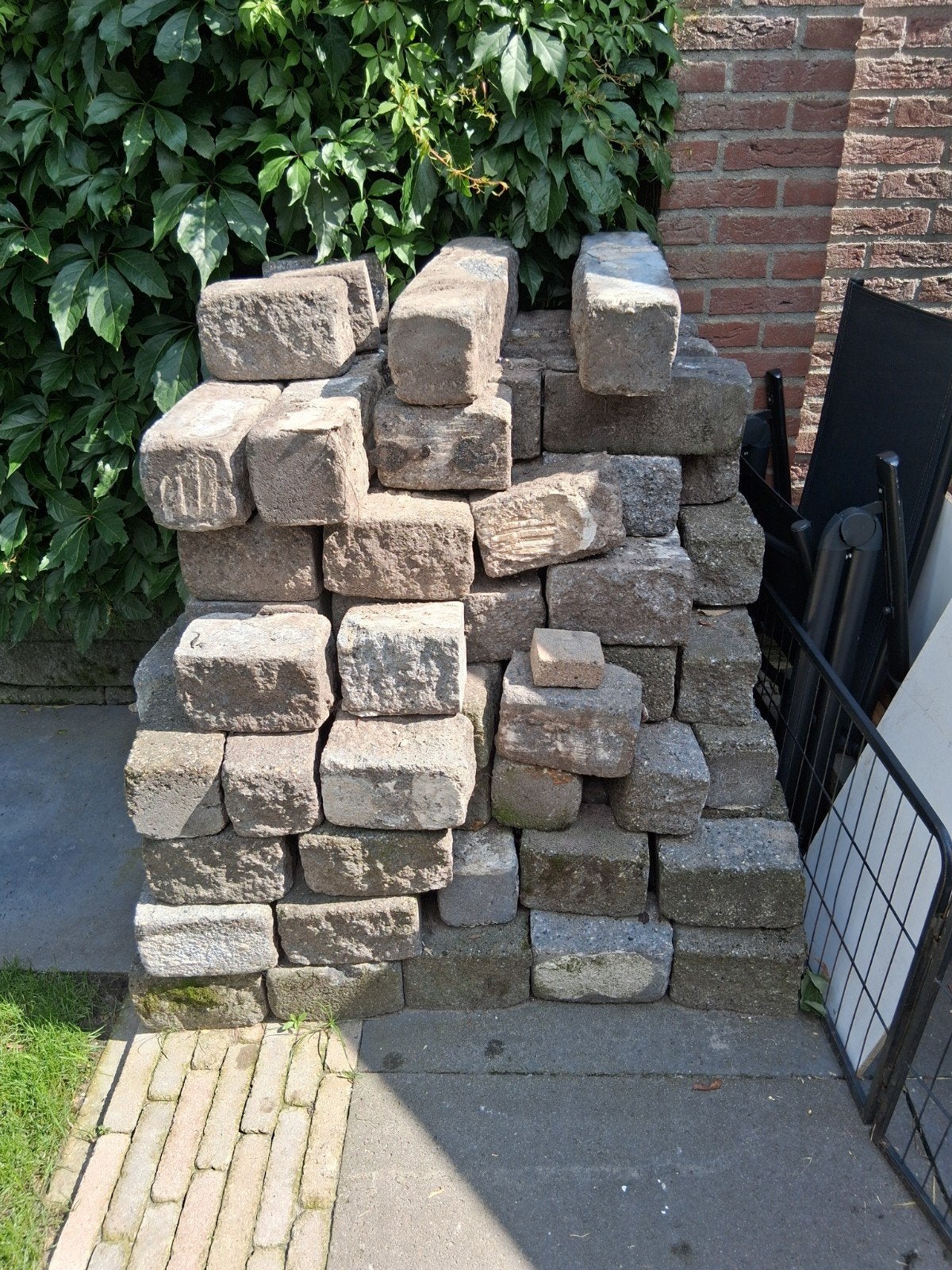 Gebruikte muurelementen gratis op te halen, Ophalen, Gebruikt, Beton, Blok