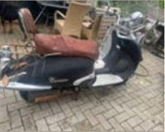 Retro scooter - Zwart met bruin zadel, Ophalen of Verzenden, Gebruikt, Maximaal 45 km/u, Onbekend