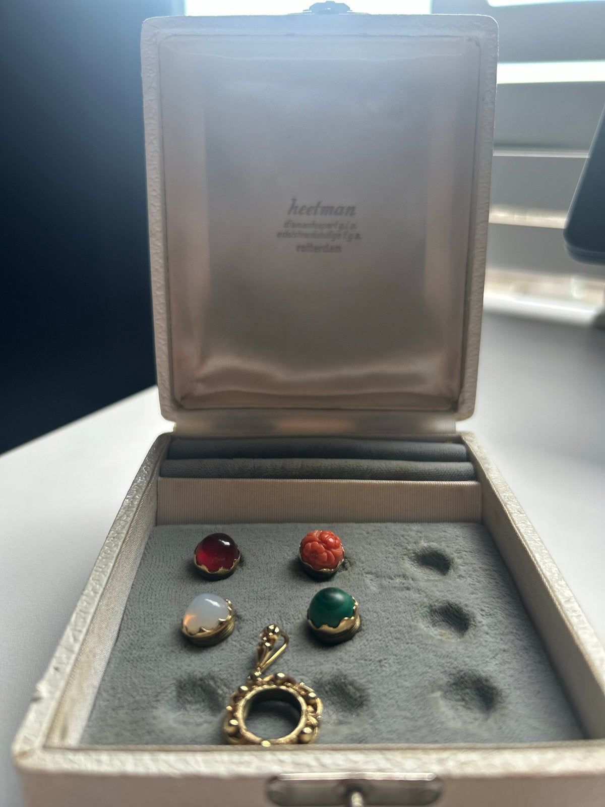 Prachtige Vint. Gouden ketting Set met Verwisselbare Stenen, Ophalen of Verzenden, Gebruikt, Goud, Met edelsteen