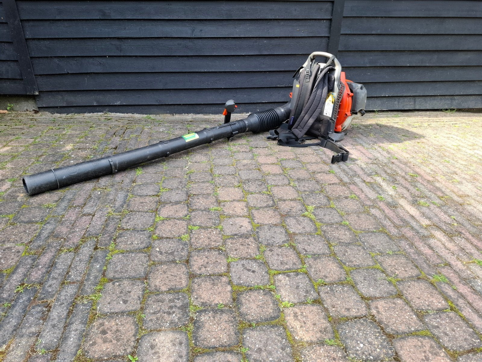 Husqvarna 350BT Rugbladblazer - Krachtig en Betrouwbaar, Tuin en Terras, Bladblazers, Ophalen, Benzine