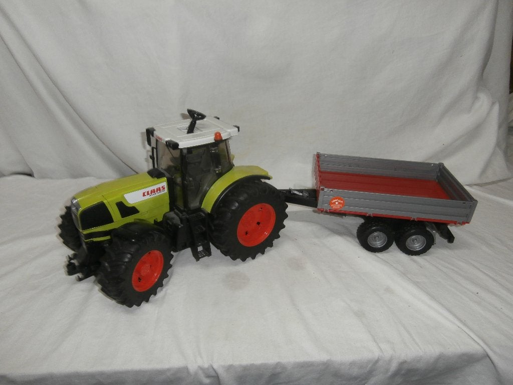 Bruder Claas trekker met diverse machines, Ophalen, Gebruikt
