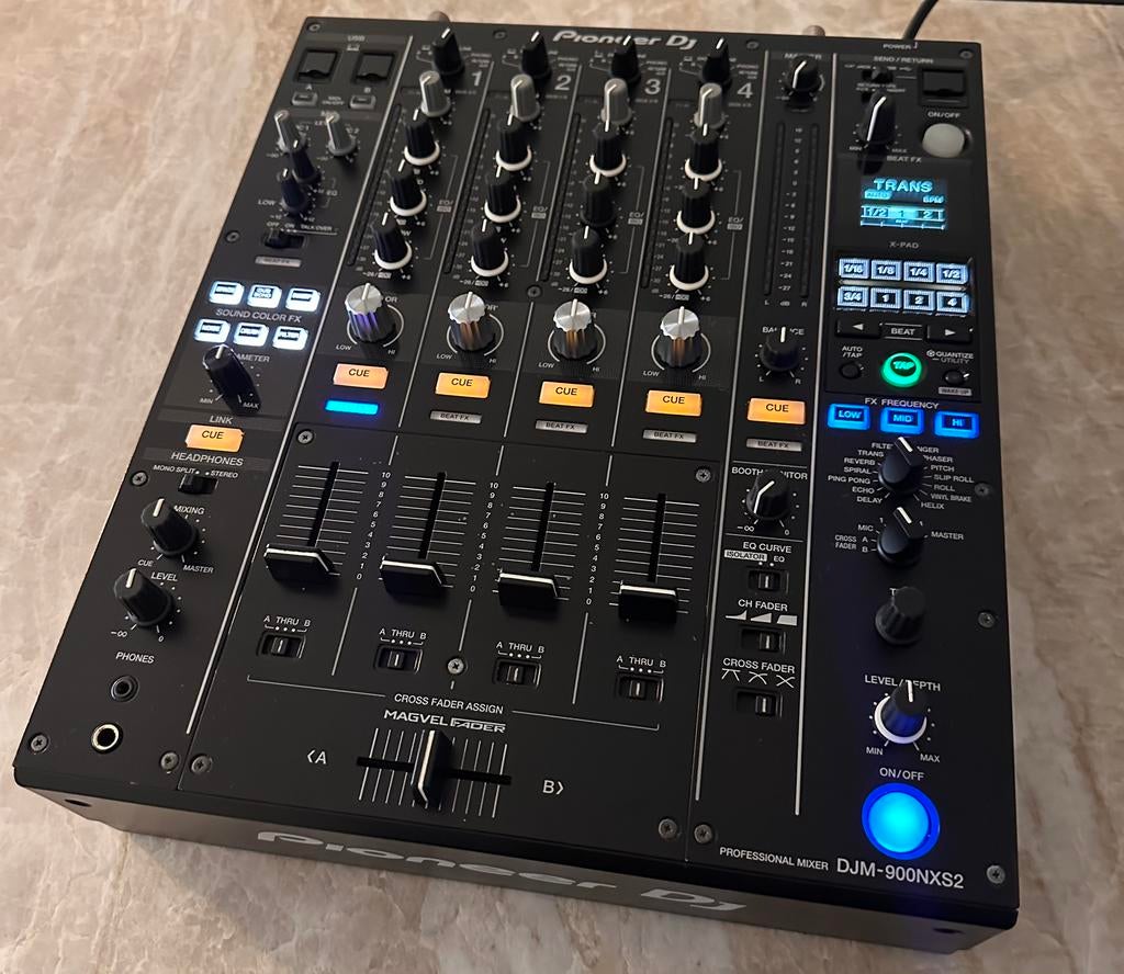 Pioneer DJM-900 NXS2, Ophalen of Verzenden, Zo goed als nieuw, Minder dan 5 kanalen, Microfooningang