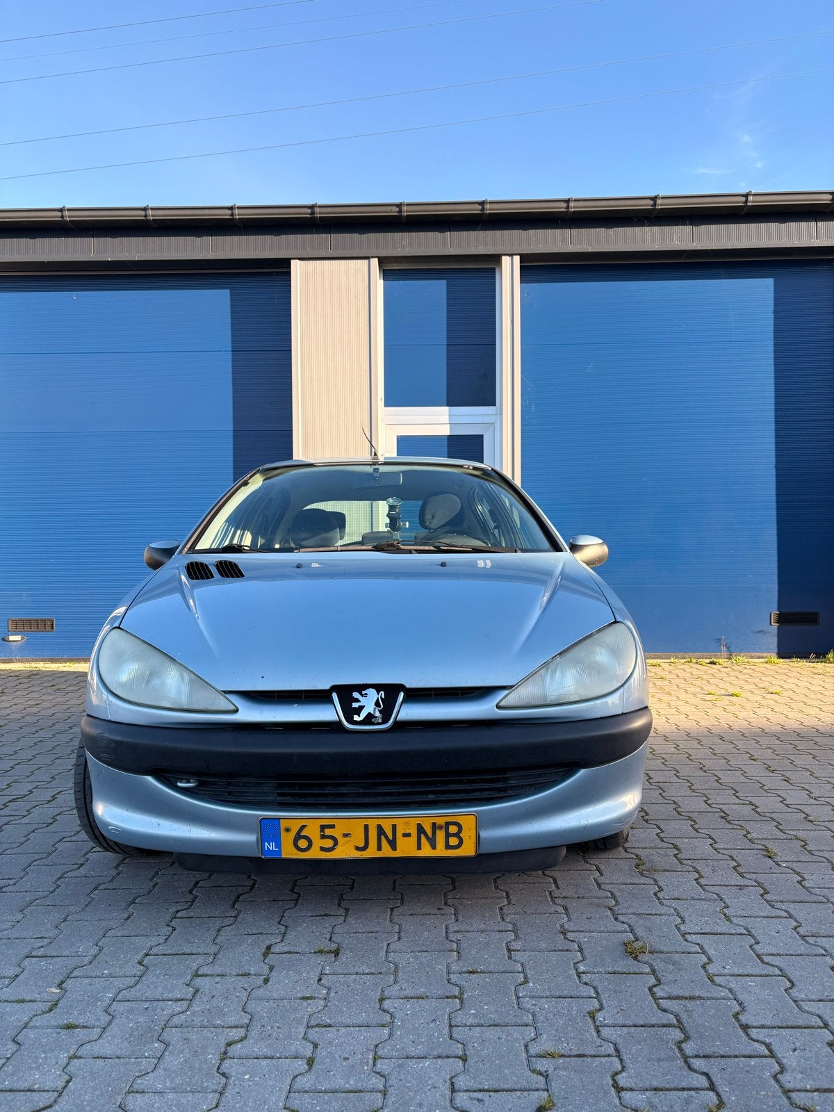 Peugeot 206 1.4 5D 2002 Grijs, Voorwielaandrijving, 31 €/maand, 4 cilinders, Origineel Nederlands