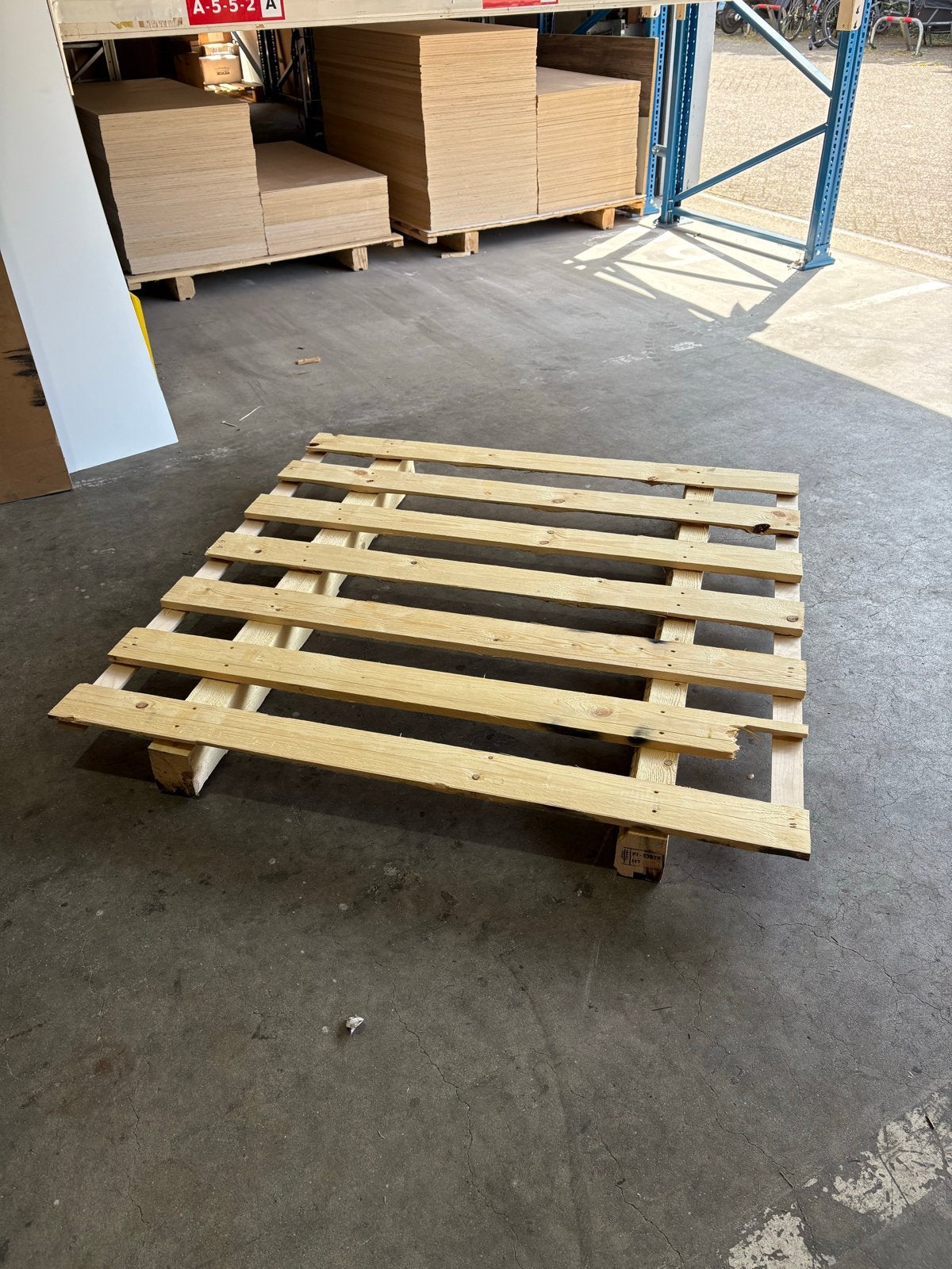 Houten pallet 130cm x 130cm, Doe-het-zelf en Verbouw, Ophalen, Gebruikt, 50 mm of meer, Pallet