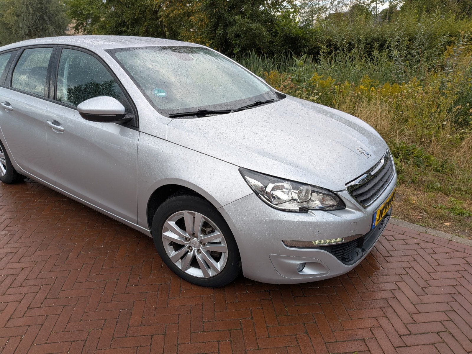 Peugeot 308 SW 1.2 PureTech Automaat | 99.800 km, Automaat, Adaptive Cruise Control, Stationwagon, Particulier