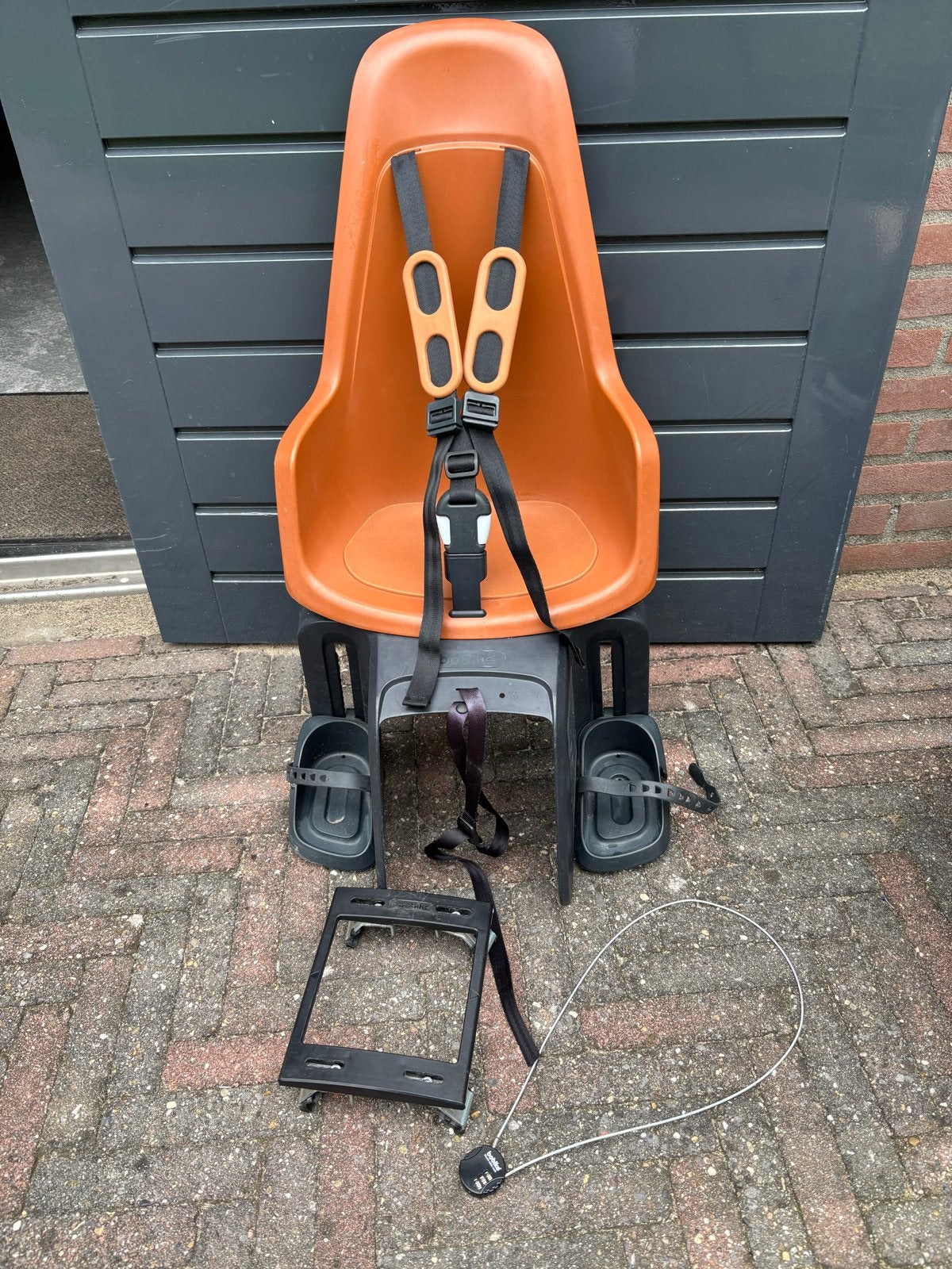 Bobike Maxi One E-BD Achterzitje met extra bevestiging, Ophalen, Gebruikt, Achterzitje, Voetsteuntjes